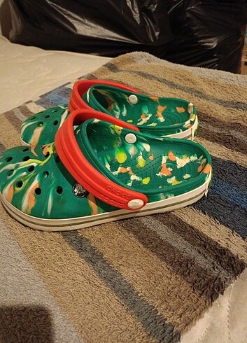 35 Beden beyaz Renk Orjinal crocs