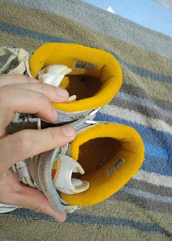36 Beden sarı Renk orjinal adidas ayakkabı