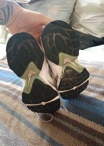 38 Beden beyaz Renk orjinal nike ayakkabı