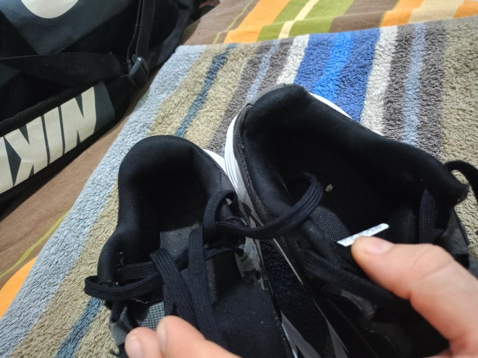 orjinal Adidas Siyah-Beyaz Spor Ayakkabı — görsel 8/9