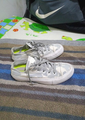 Converse ürünü