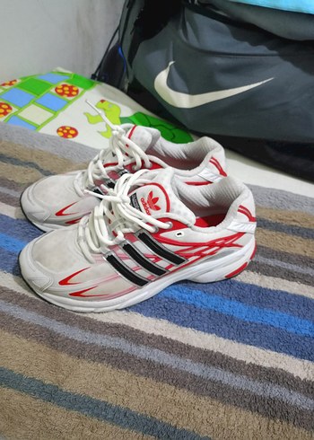 Adidas ürünü