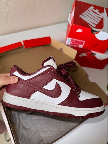Nike dunk low