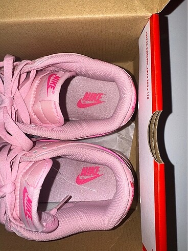38,5 Beden pembe Renk Nike dunk low model