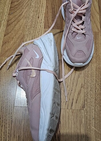 37 Beden pembe Renk Nike Koşu Ayakkabısı
