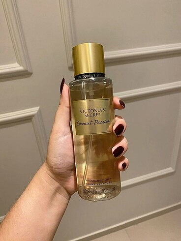 Victoria?s Secret Coconut Possion