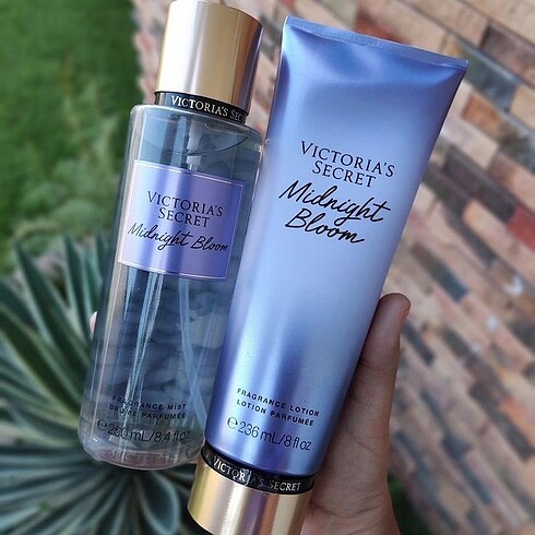 Victoria Secret Midnight Bloom