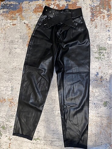 ZARA SUNI DERI KEMERLI PANTOLON