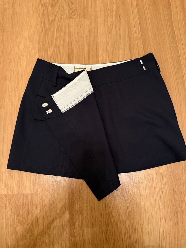 Siyah Mini Etek, Rahat Kesim, Ofis Stili - Görsel 2