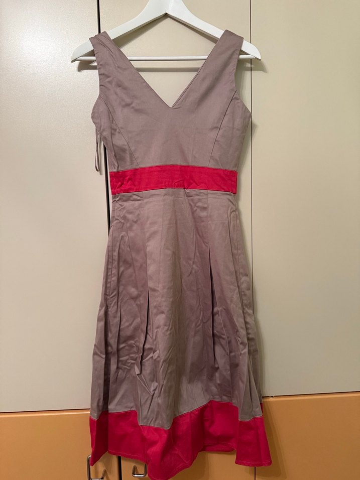 V Yaka Kemerli Midi renkli Kadın Elbise - Görsel 2