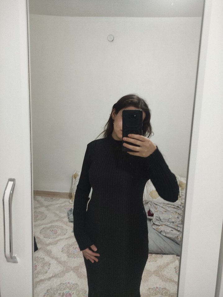 Siyah Uzun Kollu Midi Elbise - Görsel 3