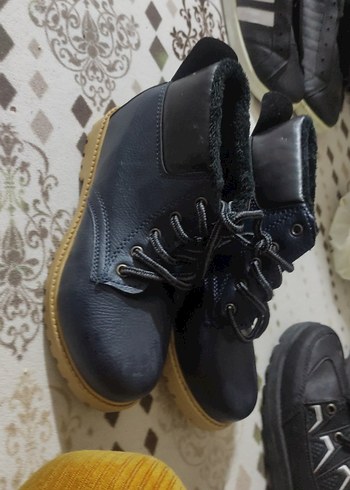 Siyah Bağcıklı Kadın Dolgu Topuk Bot - Görsel 2