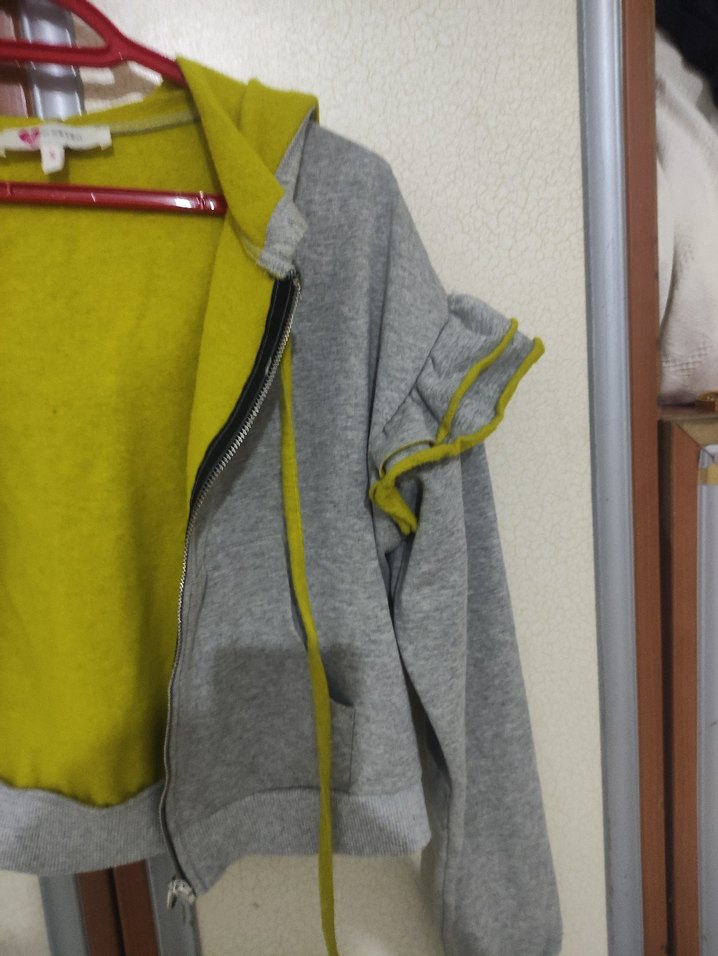 Gri Kapüşonlu Kısa Fermuarlı Sweatshirt - Görsel 4