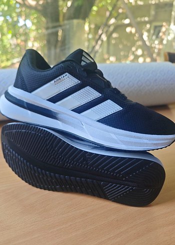 Adidas Siyah Erkek Spor Ayakkabı - Zebra Desenli