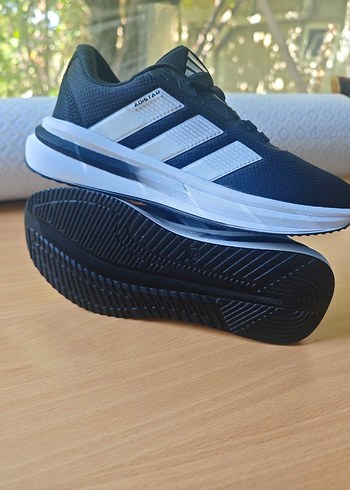 43 Beden Siyah Erkek Spor Ayakkabı Zebra Desenli