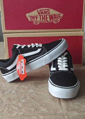 Vans Kadın Siyah Beyaz Sneakers
