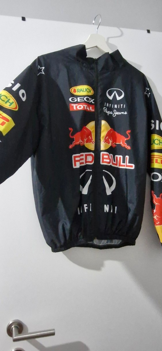 redbull yağmurluk - Görsel 2