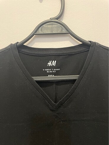 Hm erkek siyah v yaka tişört Orjinal Ürün - Görsel 2