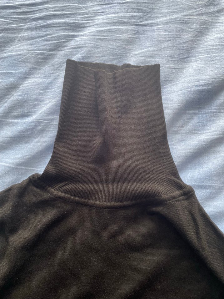 Seçil Siyah Boğazlı Kadın Kazak Orijinal Ürün - Görsel 5