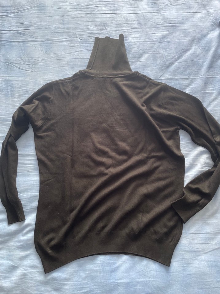 Seçil Siyah Boğazlı Kadın Kazak Orijinal Ürün - Görsel 4