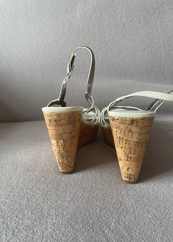 İnci Beyaz Kadın Dolgu Topuklu Ayakkabı Orijinal Ürün - Görsel 6