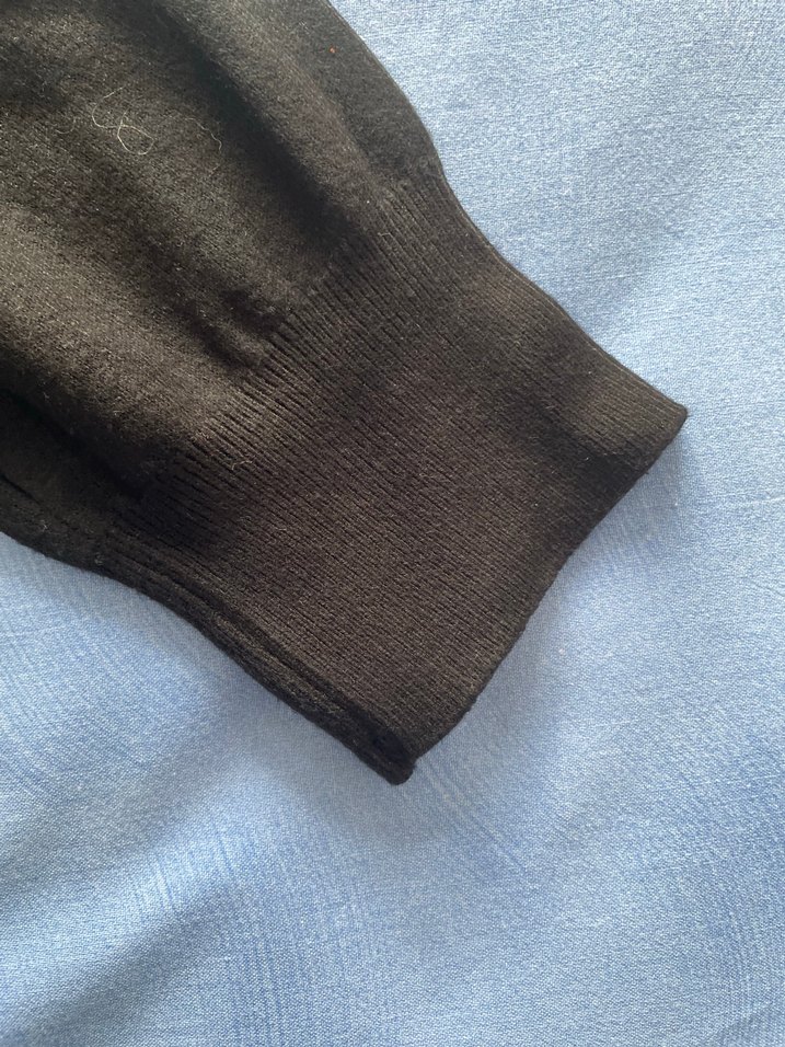 Seçil Düğmeli Siyah Kadın Hırka Orijinal Ürün - Görsel 2