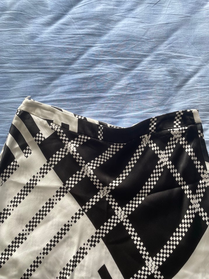 İpekyol Kareli Midi Eteği Orijinal Ürün - Görsel 3