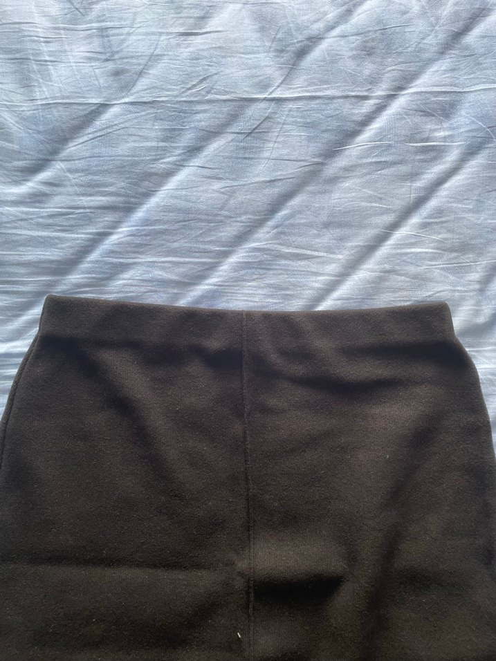 Zara Kadın Siyah Midi Kalem Etek Orijinal Ürün - Görsel 3