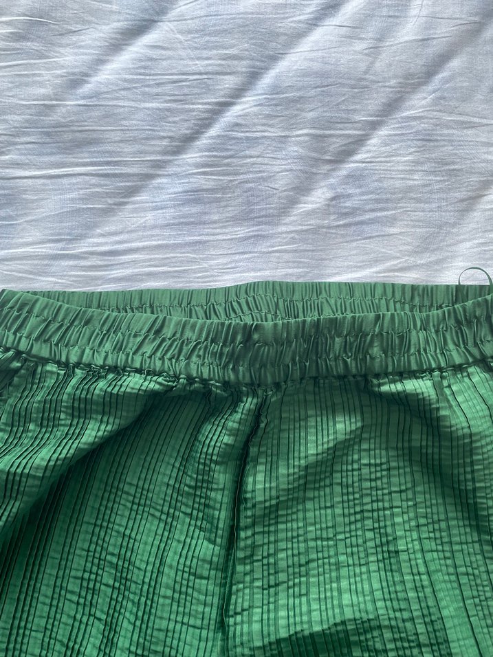 Zara Yeşil Pliseli Kadın Pantolon Ve Bluz Orijinal Ürün - Görsel 5