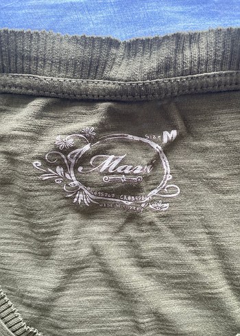 Mavi V Yaka Kadın Tişört Orijinal Ürün - Görsel 3