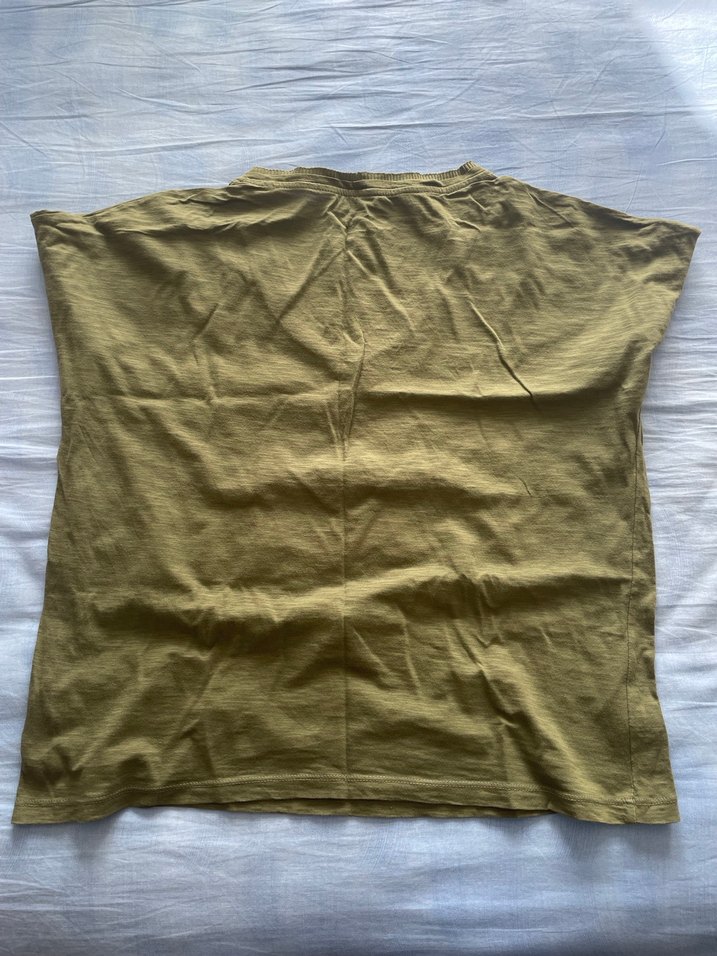 Mavi V Yaka Kadın Tişört Orijinal Ürün - Görsel 4