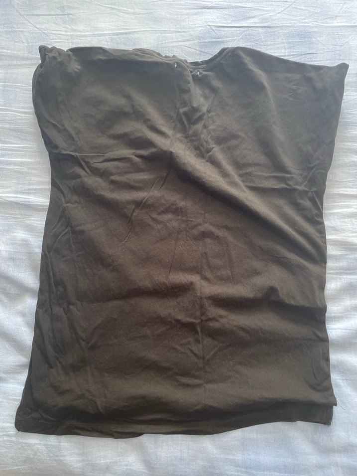 Pull & Bear Siyah V Yakalı Tişört Orijinal Ürün - Görsel 4