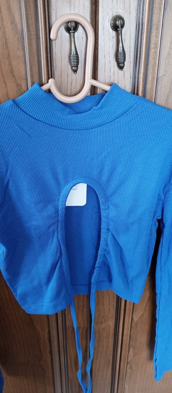 Uzun Kollu Mavi Crop Top - Görsel 2