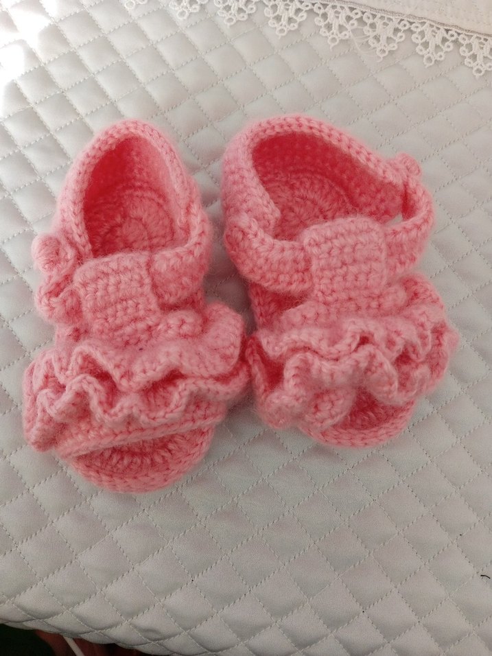 Kız Bebek Pembe Fırfırlı el örgü sandalet - Görsel 3