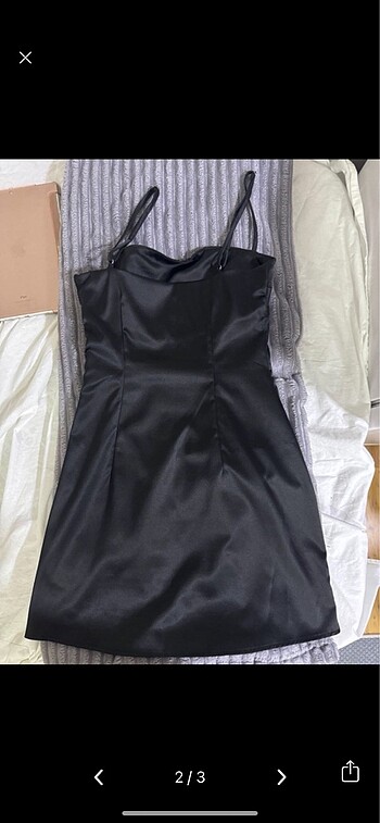 Bershka Saten elbise