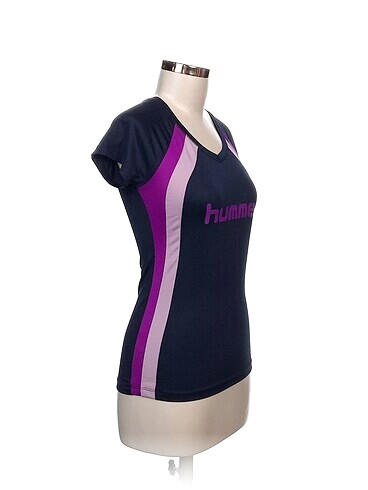 Hummel T-shirt %70 İndirimli. - Görsel 2