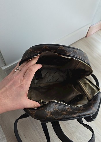 Klasik Zarif Kahverengi Deri Sırt Çantası - Görsel 3