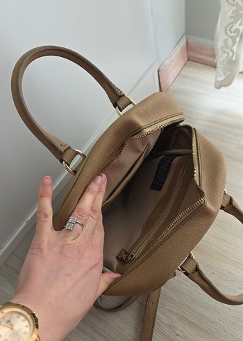 Bej Deri Kadın El Çantası sırt c
çantası - Görsel 4