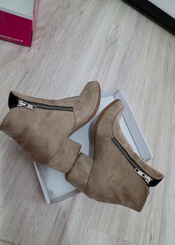 Süet Bej Kadın Topuklu Bot - Görsel 6