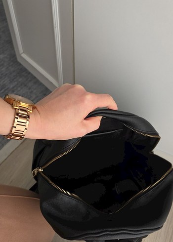 Siyah Deri Fermuarlı Kadın Sırt Çantası - Görsel 4