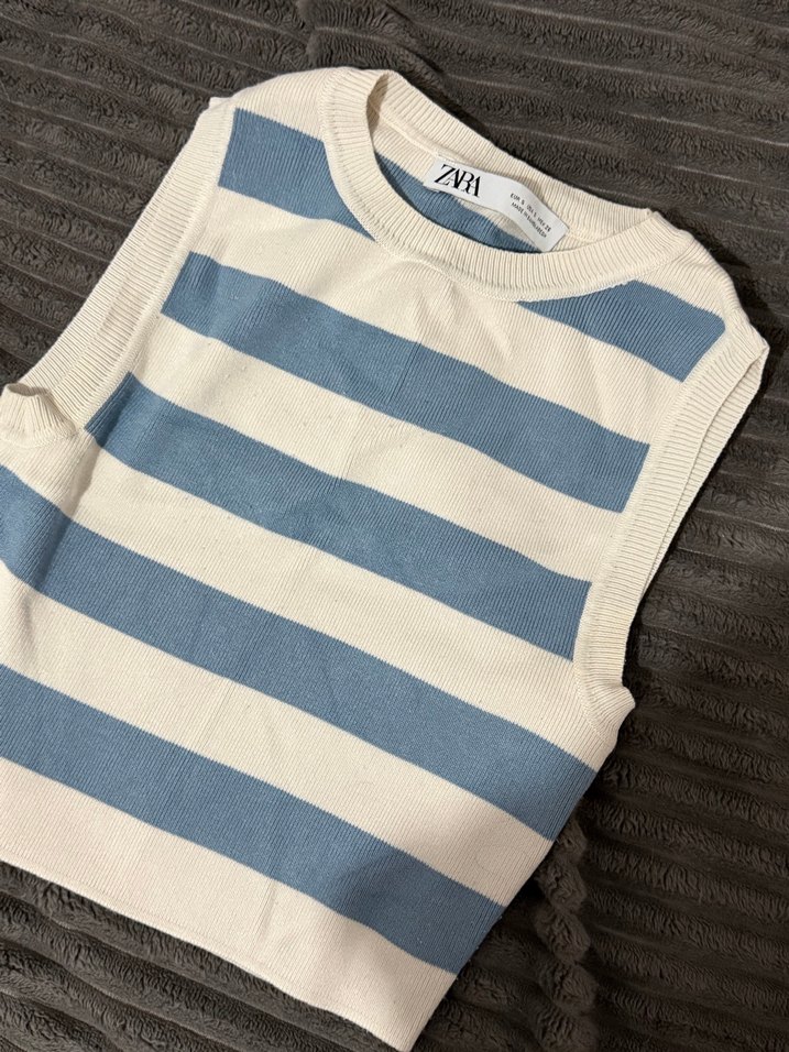 Zara Çizgili Kolsuz Crop Top - Görsel 2