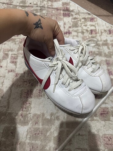 nike cortez