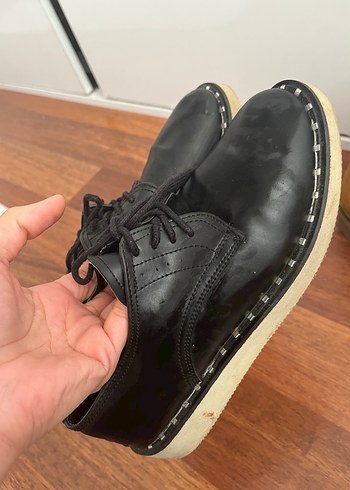 Bambi Siyah Goth Tarzı Erkek Bağcıkları