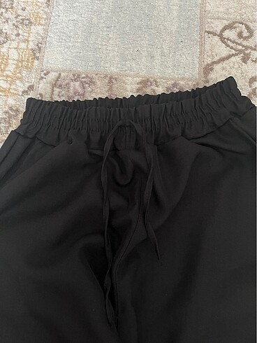 s Beden keten pantolon bej renk değil siyah gönderilecektir