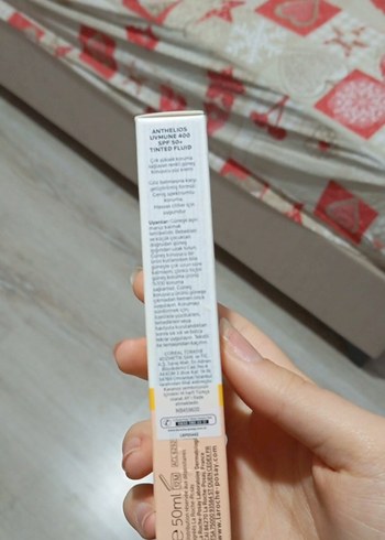 La Roche-Posay Anthelios UVmune 400 SPF 50+ Tonlu Sıvı - Görsel 2