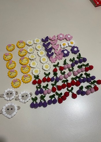 Renkli Boncuklu Çiçekli Çocuk Toka Seti