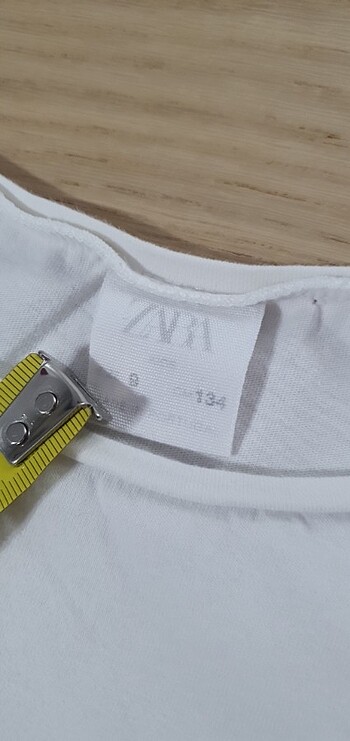 9 Yaş Beden çeşitli Renk Zara Kız Çocuk 9 Yaş Pullu Tişört