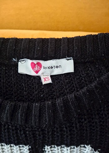 Siyah Baskılı Triko Kadın Kazak - Görsel 2