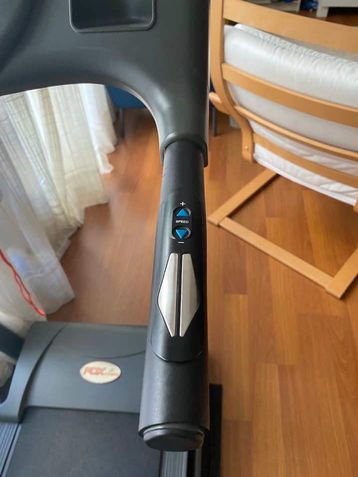 Fox Fitness Guess Gri Koşu Bandı - Görsel 5