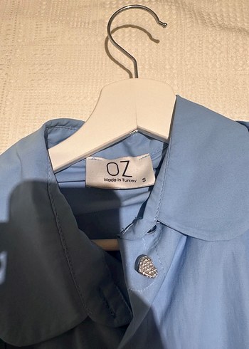 Zara Mavi Keten Fırfırlı Kadın Gömlek